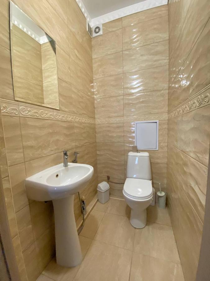 Apartments Koryatovichi Street Kam'janec'-Podil's'kyj Esterno foto
